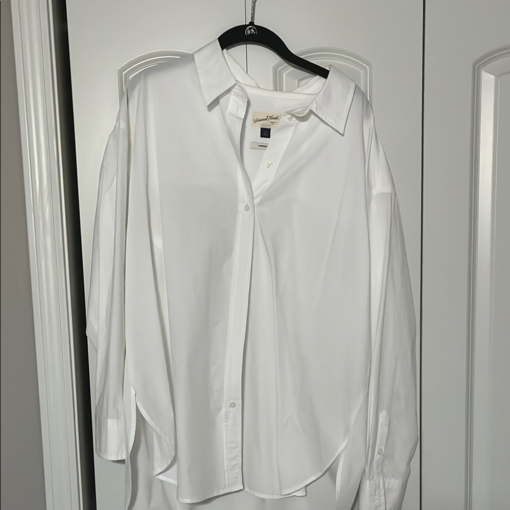 Classic White Women’s Shirt